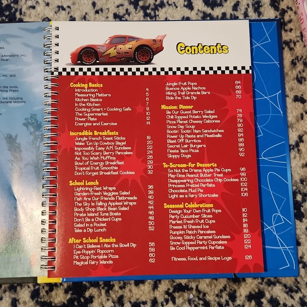 Disney the Magic Kitchen Cookbook - Picture 4 of 5